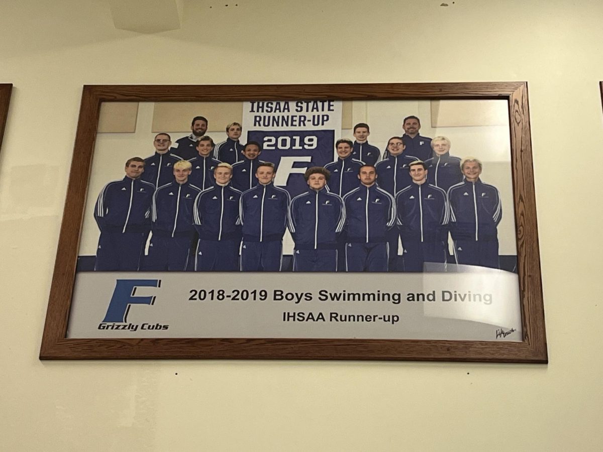 IHSAA Boys Swim and Dive team runner up