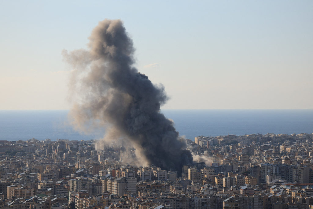 Smoke billows after an Israeli strike on Beirut's southern suburbs, following an escalation between Hezbollah and Israel amid the U.S.-Israeli conflict with Iran, Lebanon, March 2, 2026. REUTERS/Mohamed Azakir     TPX IMAGES OF THE DAY
